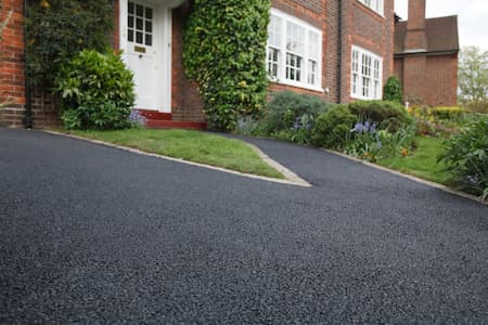 Driveway Sealcoating